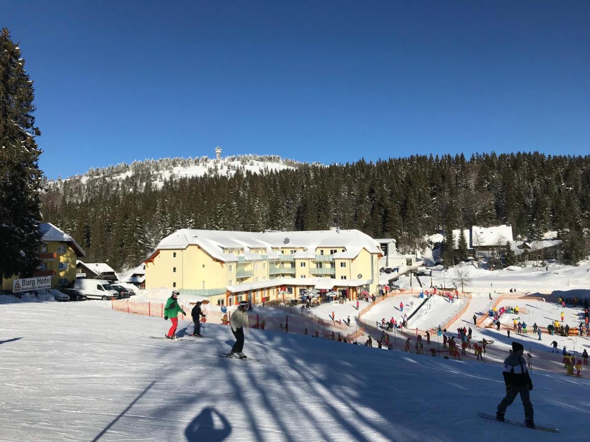 Ferienwohnung Feldberg Mit Whirlpool Direkt An Der Skipiste Exterior foto